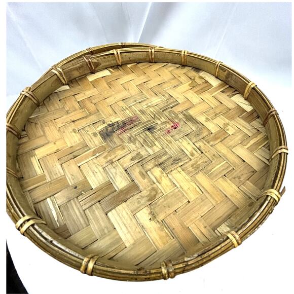 Bamboo and Rattan Vintage Basket with lid Unique 10" round 5" tall - Picture 3 of 9